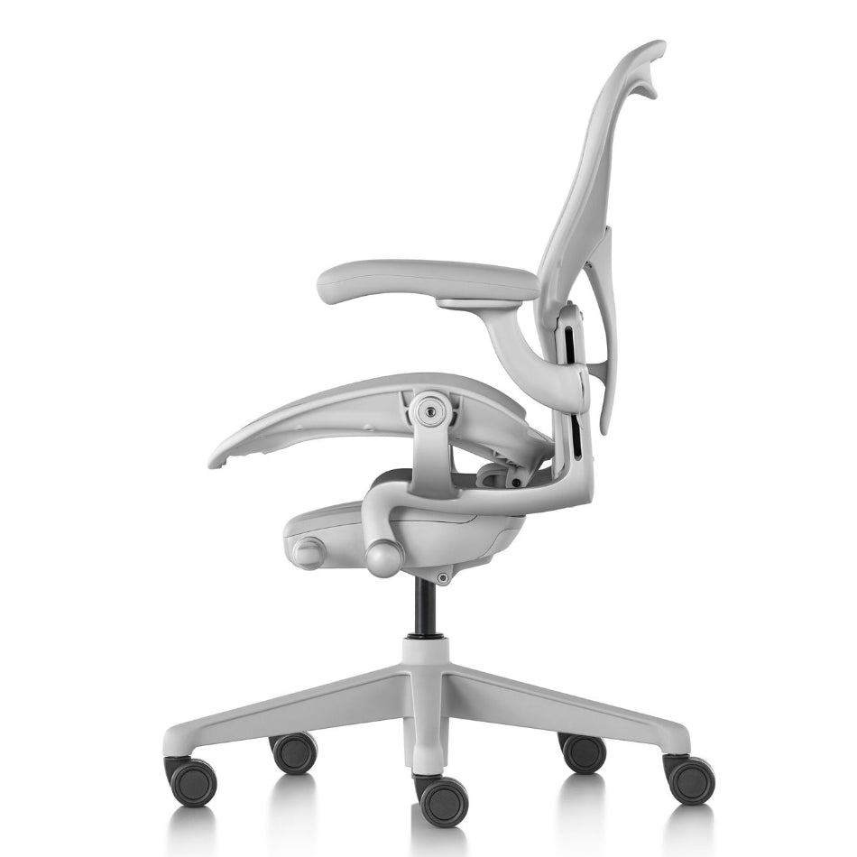 Herman Miller Aeron Remastered Mineral Refurbished